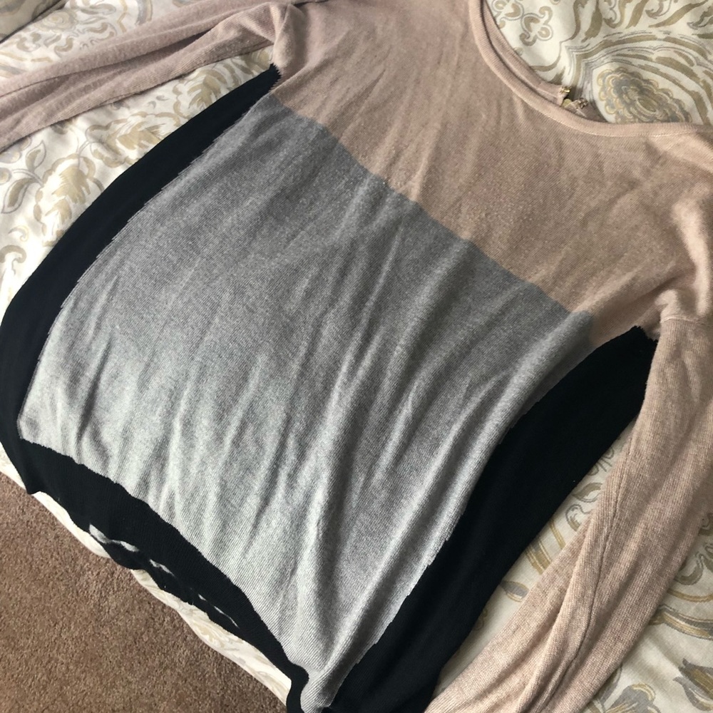Zip back sweater